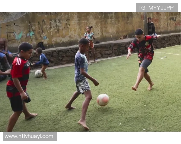 法园足球:探索足球文化的魅力与发展之路,激发年轻人热爱运动的热情